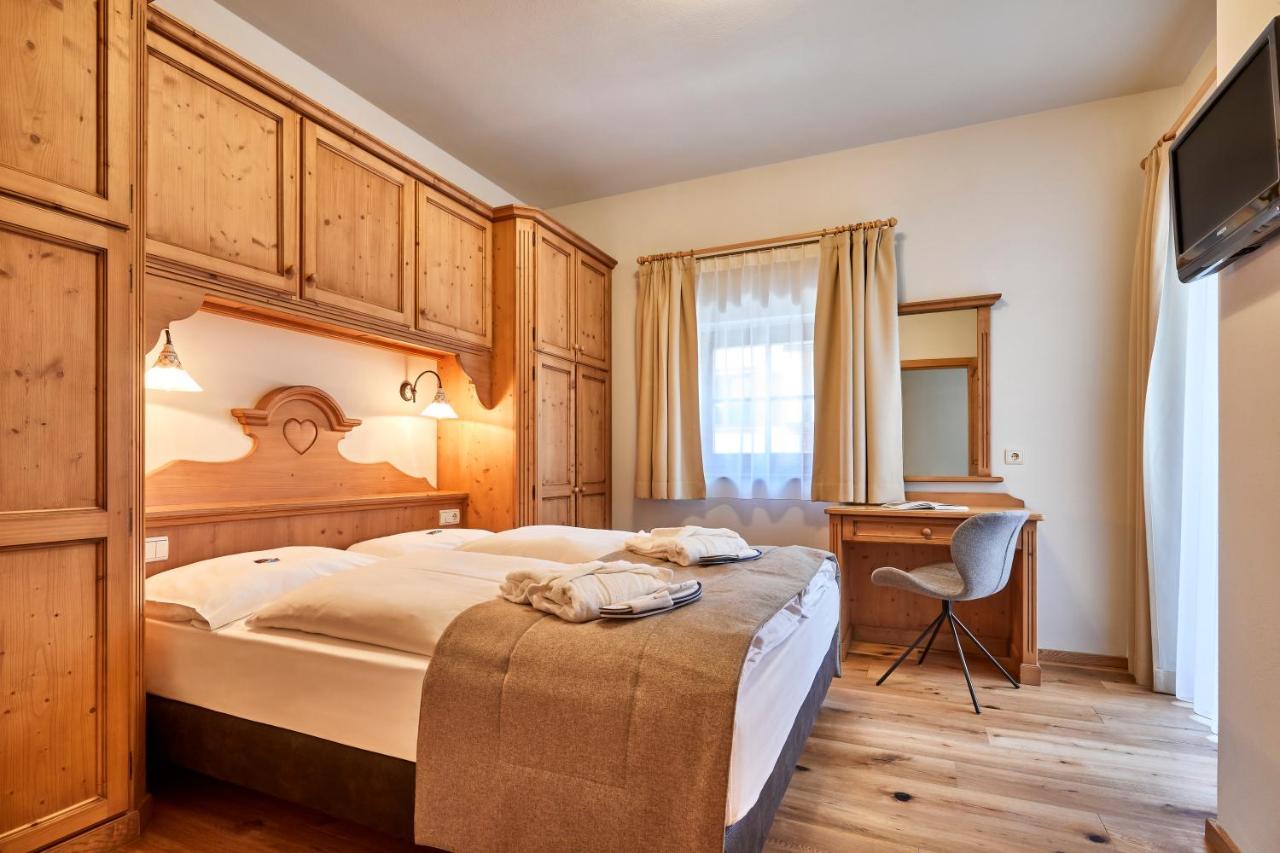 Hotel Marmolada Corvara In Badia Luaran gambar