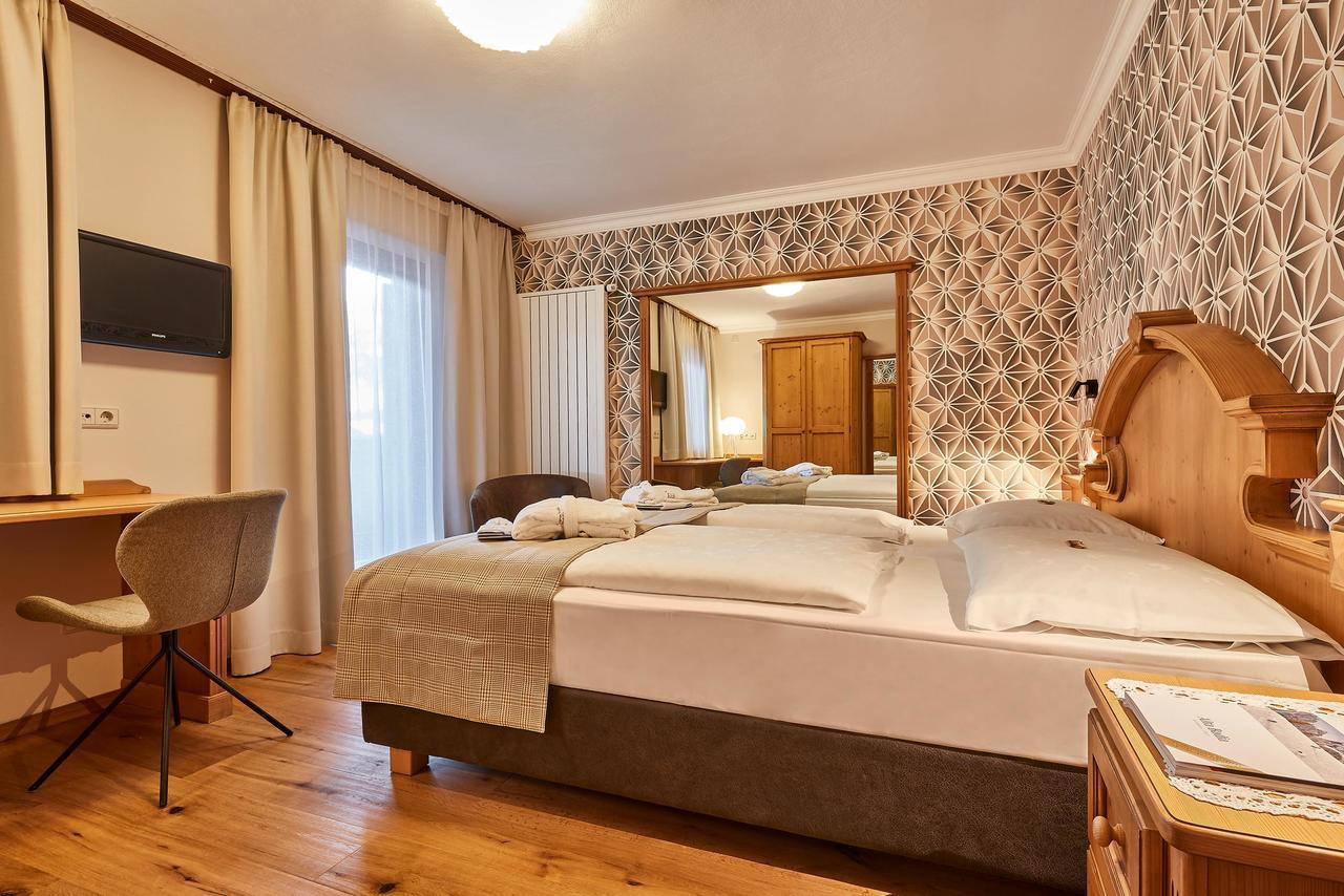 Hotel Marmolada Corvara In Badia Luaran gambar